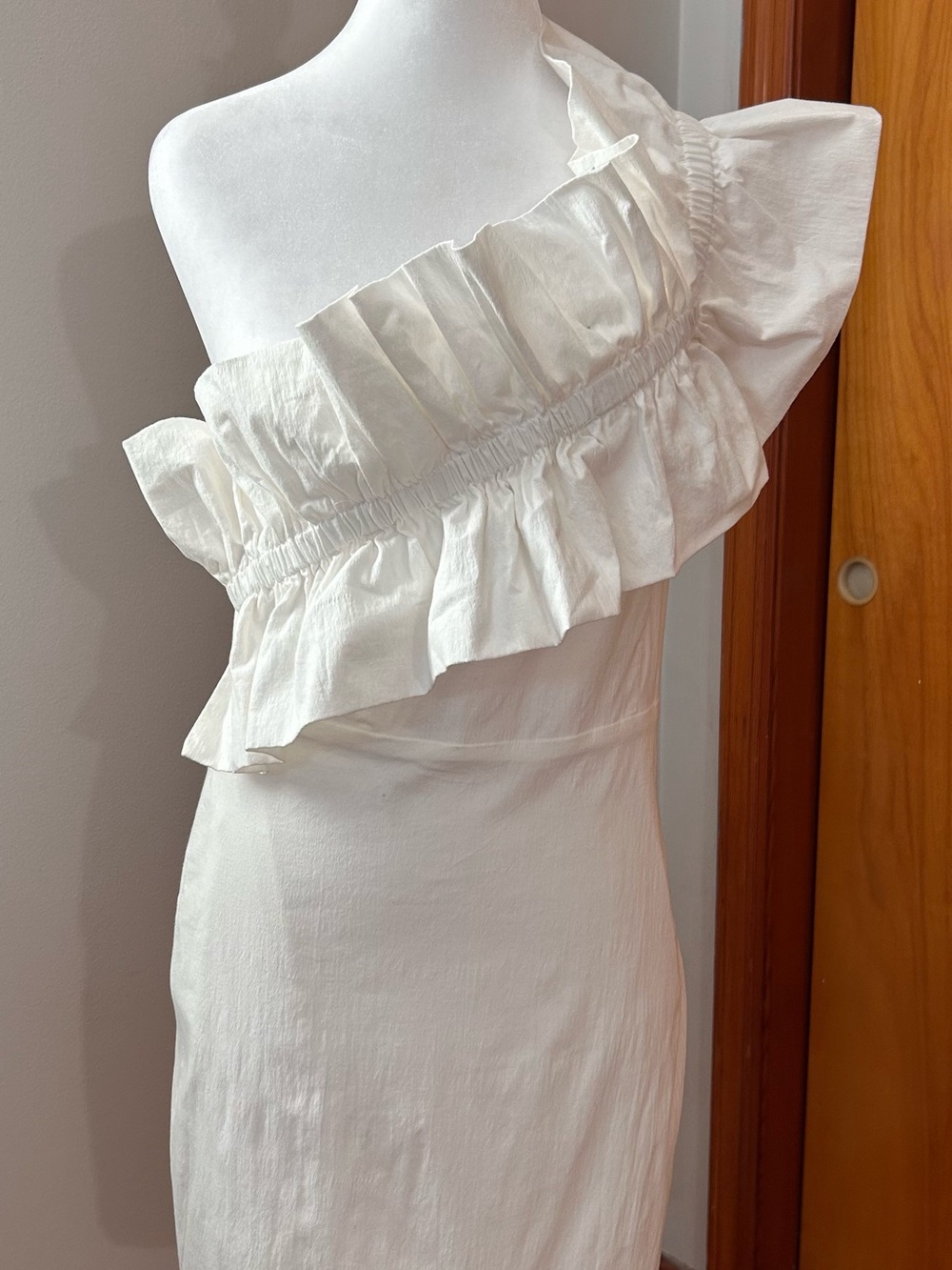 TCEC Asymmetrical Ruffle Mini Dress White M Bachelorette Wedding Party